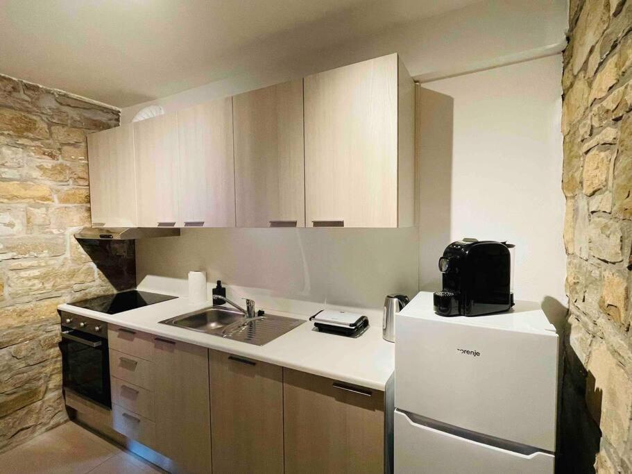 Santomas Apartments Šmarje المظهر الخارجي الصورة