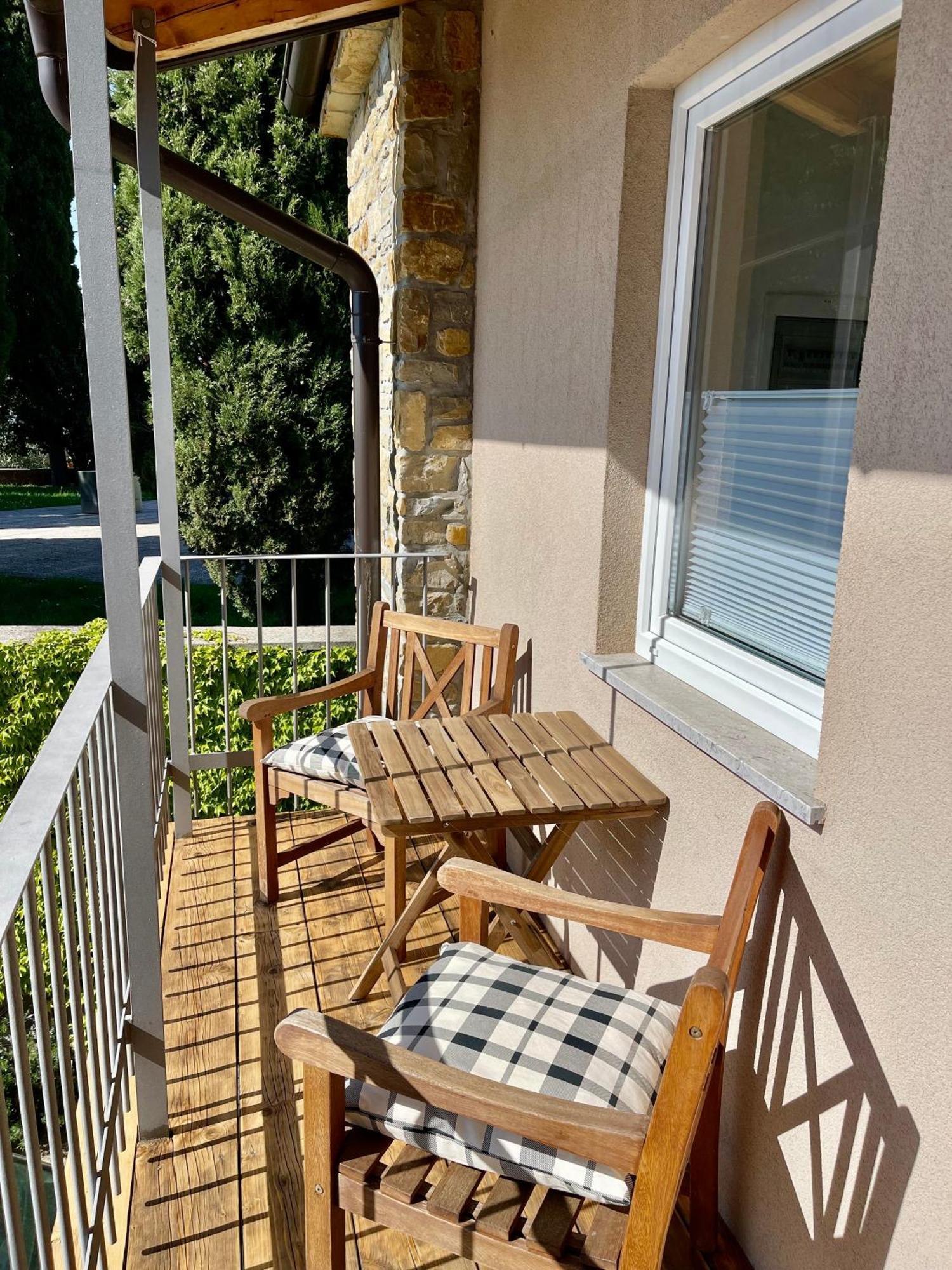 Santomas Apartments Šmarje المظهر الخارجي الصورة